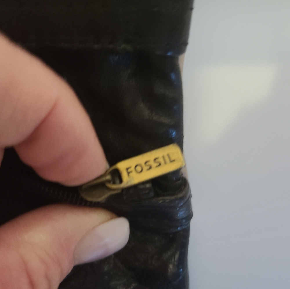 Euc Fossil Wallet. - image 6